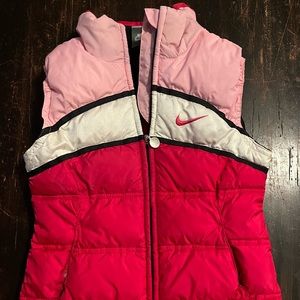 Nike Girls youth Med pink color block vest